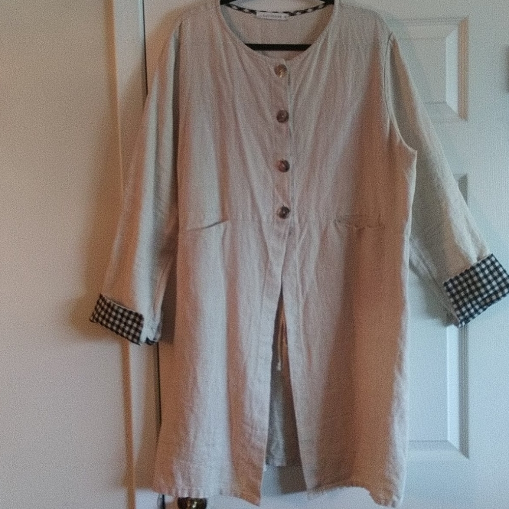 Cut Loose/Mm'e Long Linen Jacket light tan w black